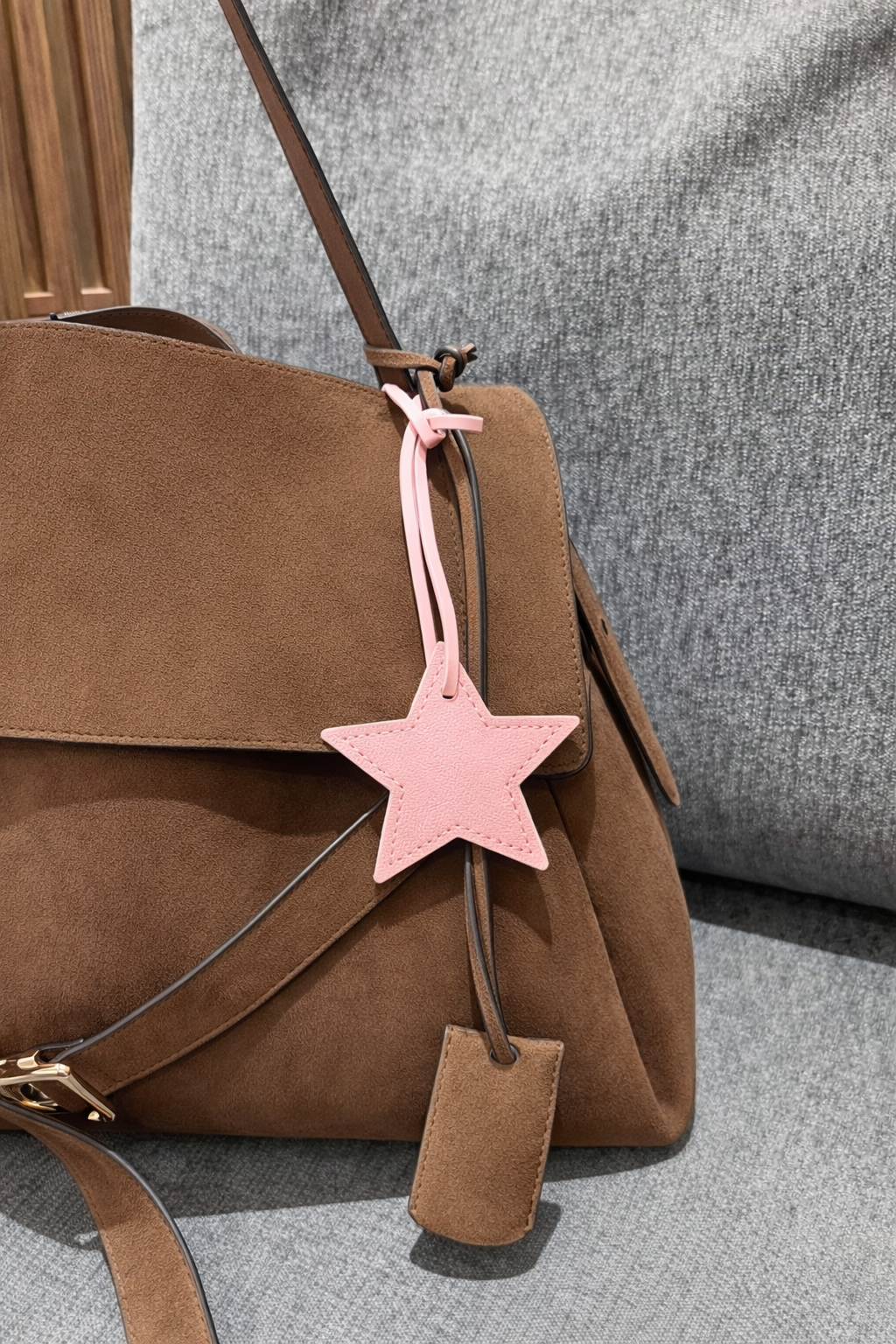Charm Estrella